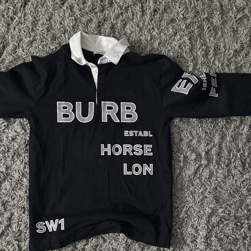 Burberry ruby long sleeve youth large